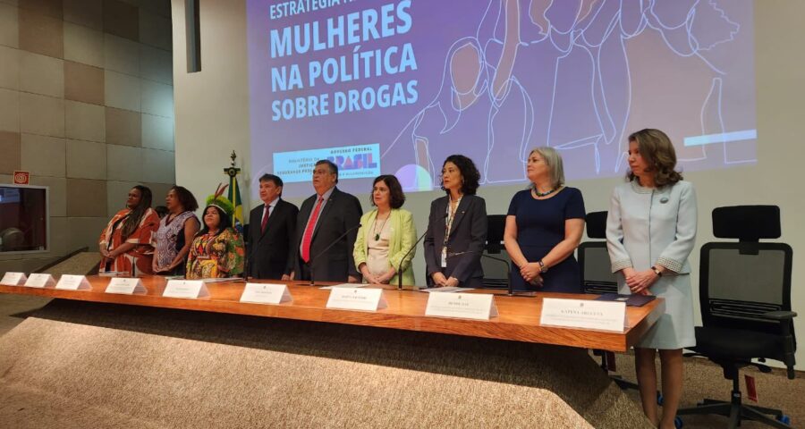 Evento de lançamto da Estratégia Nacional Mulheres na Política sobre Drogas - Foto: Reprodução/Twitter @mindasmulheres