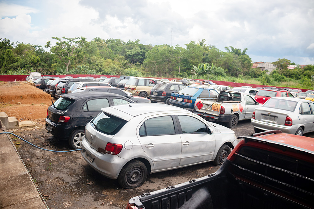 Leilão de veículos contará com 677 unidades disponíveis, entre carros, motos e sucatas - Foto- Isaque Ramos/Detran-AM