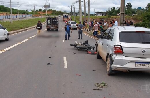 Motociclista morre após fazer ultrapassagem em avenida de Manaus