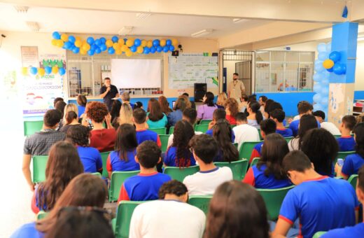 Bolsa deve diminuir evasão escolar - Foto: Eduardo Cavalcante/Seduc