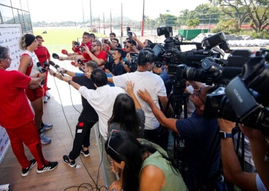 No segundo treino aberto à imprensa, David Luiz comentou parceria com técnico português - Foto: Marcelo Cortes/CRF/divulgação