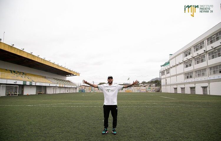 Neymar Junior realiza leilão coma finalidade impulsionar as atividades dos projetos realizado no Instituto Neymar. - Foto: Reprodução/Instagram @institutoneymarjr