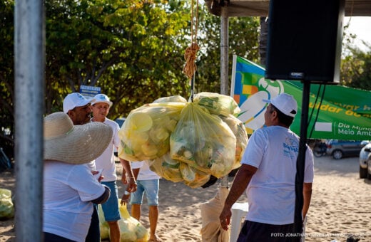 Retirada de meia tonelada de lixo de praias de Boa Vista ocorreu neste domingo (2) - Foto: Foto: Jonathas Oliveira/PMBV