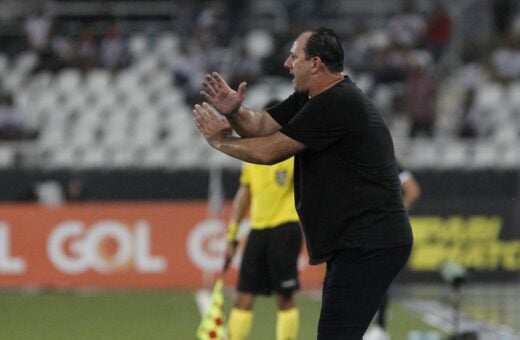 Rogério Ceni vive uma sequência de derrotas no São Paulo, e é pressionado pela torcida do clube - Foto: Reprodução/Rubens Chiri/Saopaulofc.net