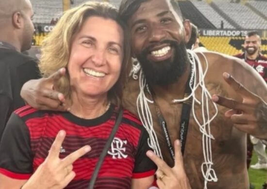 Diante da repercussão, a diretora do Flamengo usou o próprio Instagram para pedir desculpas pela postagem - Foto: Reprodução/Instagram @gitoka