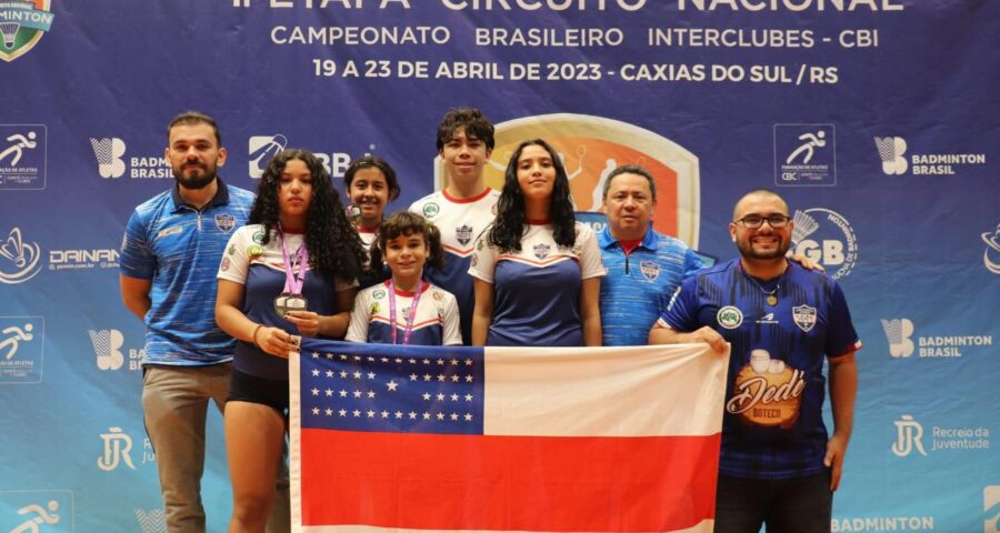 Os alunos conquistaram vaga na classificação nacional do Campeonato Brasileiro Badminton. - Foto: Divulgação/Arquivo Pessoal