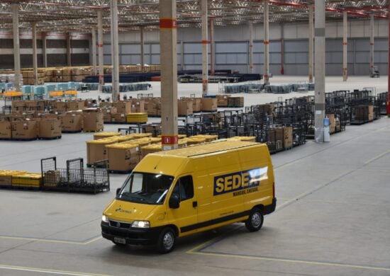 Centro de Tratamento de Encomendas dos Correios em Guarulhos, em São Paulo - Foto: Roberto Casimiro/ Foto Arena/ Estadão Conteúdo