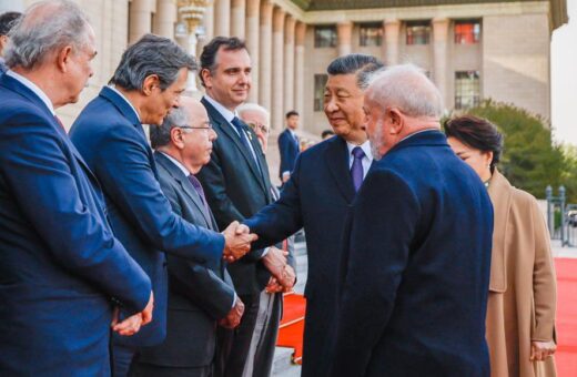 Haddad fala sobre reindustrializar o Brasil em parceria com capital chinês - Foto: Reprodução/Twitter @Haddad_Fernando