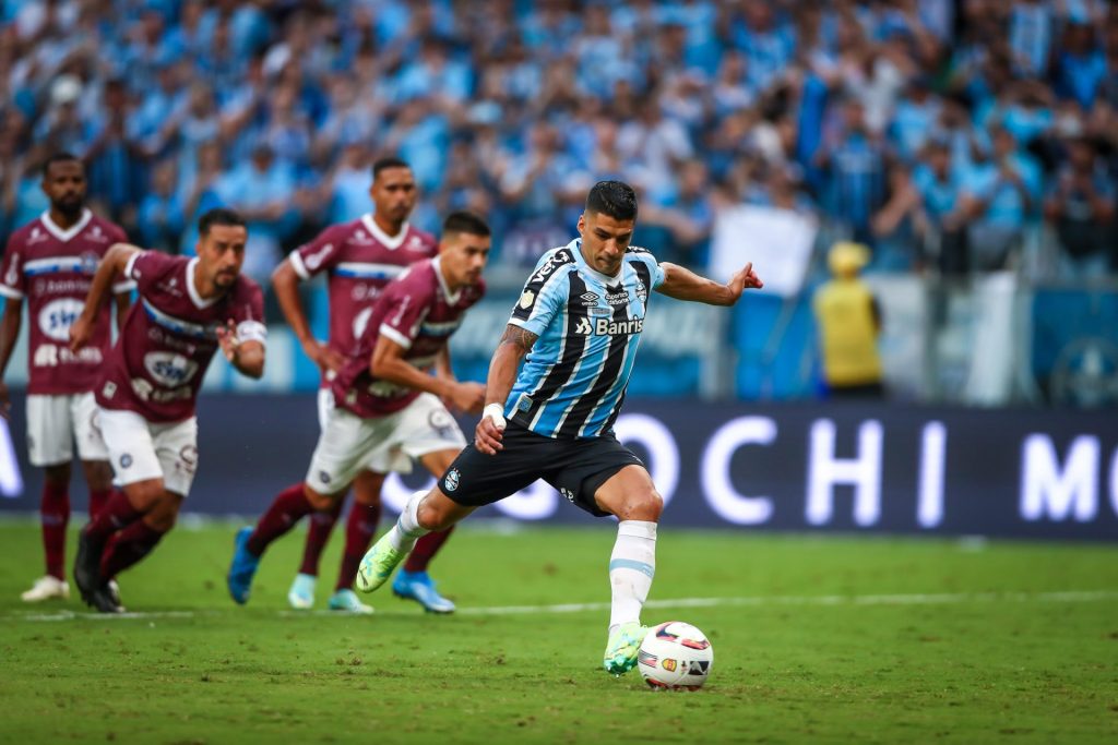 Principal contratação do Grêmio para 2023, o atacante uruguaio Luís Suárez, balançou as redes aos 19 minutos do segundo tempo - Foto: Lucas Uebel/Grêmio FBPA