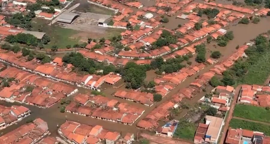 Lula e ministros vão ver de perto a situação dos municípios afetados e se colocar à disposição para dar o apoio federal às ações de resposta e de atendimento à população impactada pelos eventos extremos - Foto: Ricardo Stuckert