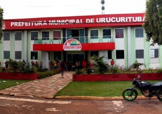 Frente da Prefeitura de Urucurituba, local onde o prefeito de Urucurituba trabalha - Foto: Prefeitura de Urucurituba/Divulgação