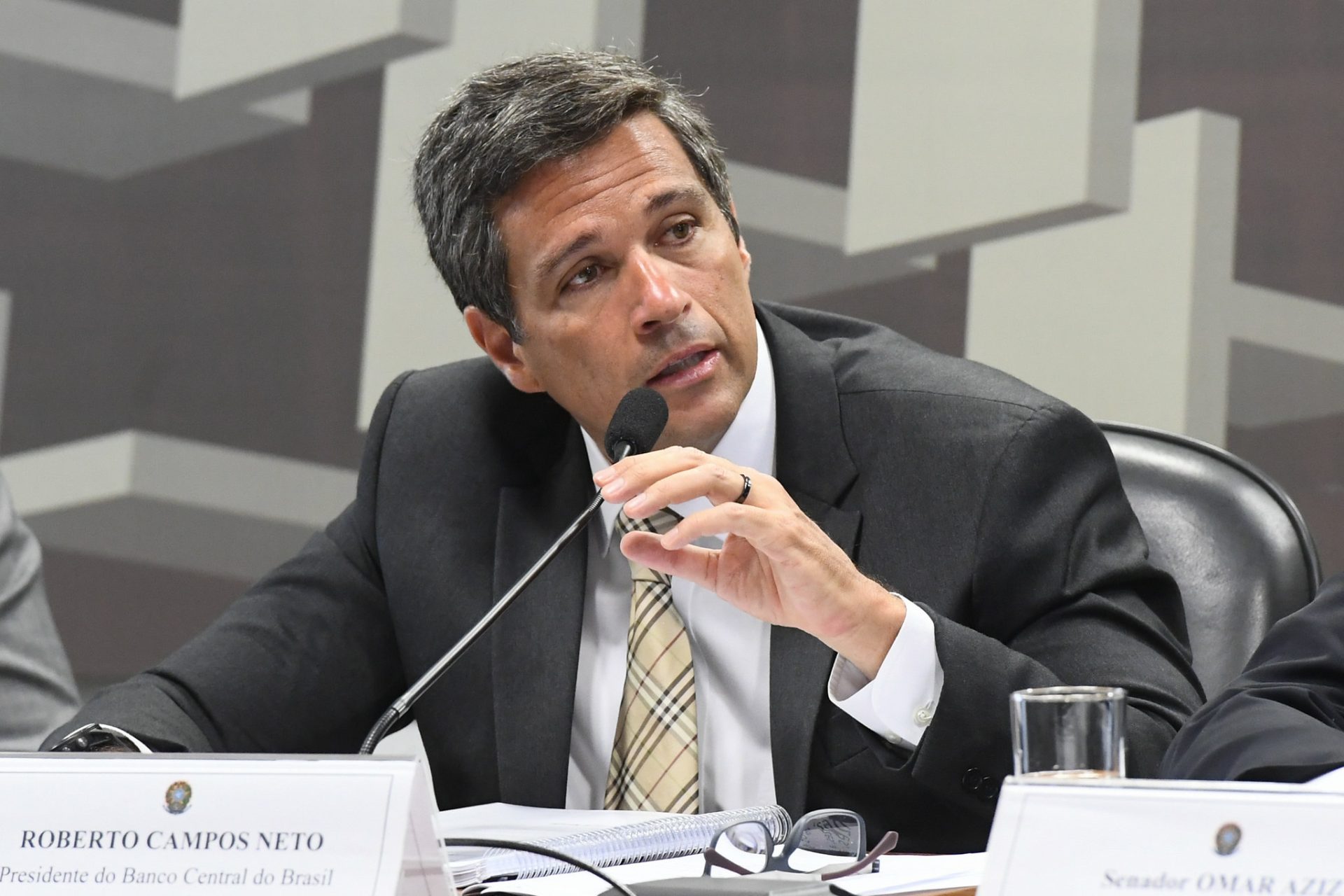 Presidente do Banco Central rebateu críticas do presidente Lula sobre taxa básica de juros - Foto: Marcos Oliveira/Agência Senado