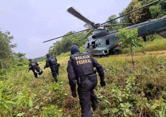 Ação contra garimpo ilegal foi realizada por agentes da PF e militares da FAB - Foto: PF/arquivo