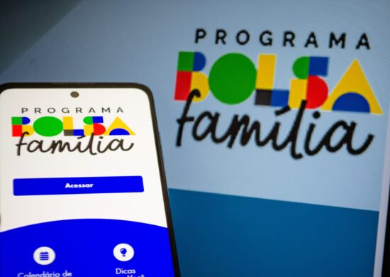 A nova versão do aplicativo do Bolsa Família já está disponível para download -Foto: Luis Lima Jr/Fotoarena/Estadão Conteúdo