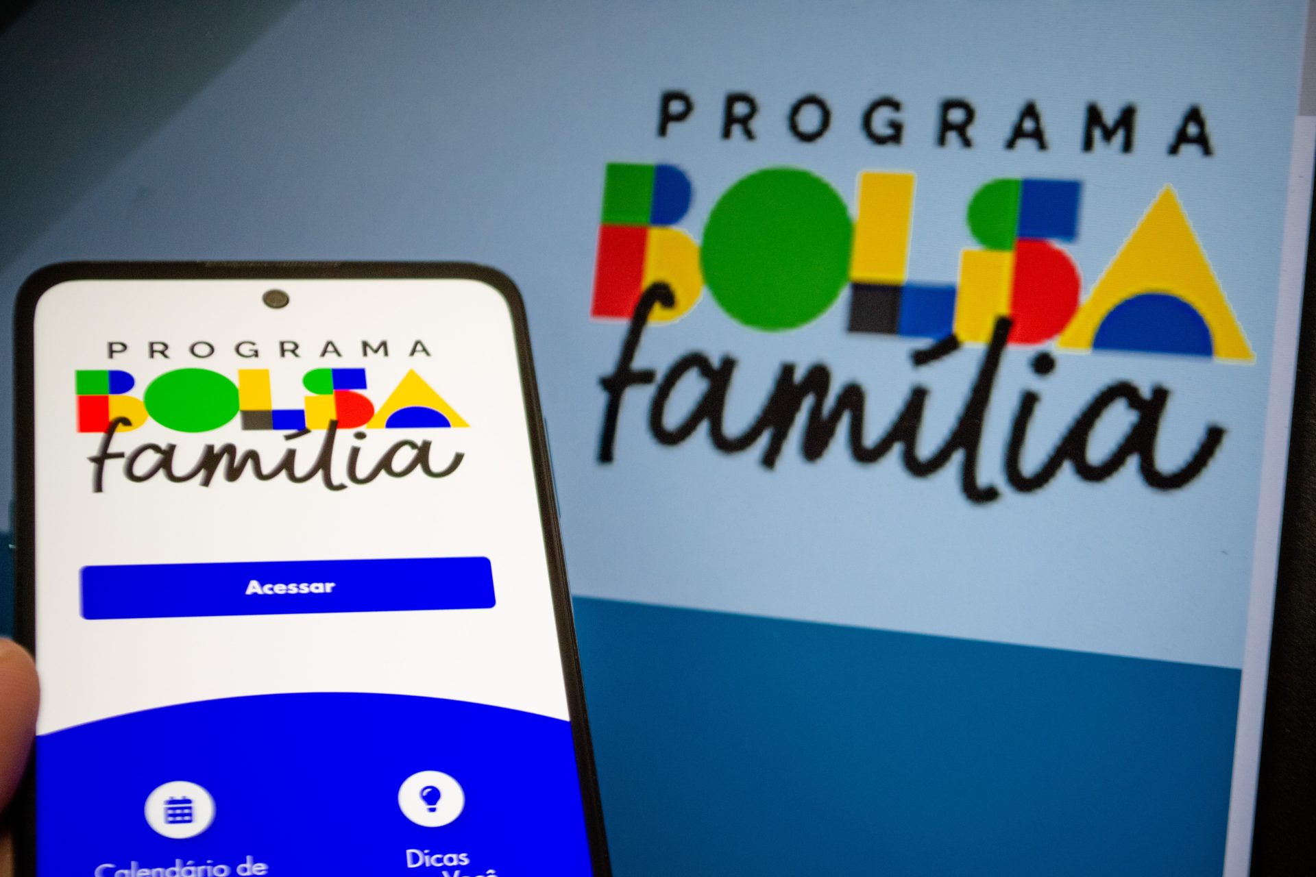 A nova versão do aplicativo do Bolsa Família já está disponível para download -Foto: Luis Lima Jr/Fotoarena/Estadão Conteúdo