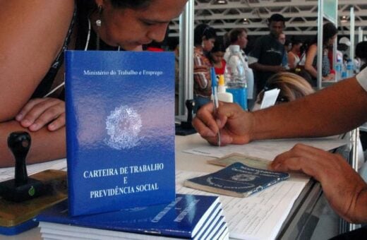 Teto de indenização trabalhistas por dano moral pode ultrapassar os limites definidos pela Consolidação das Leis do Trabalho (CLT) - Foto: Marcello Casal Jr/Agência Brasil