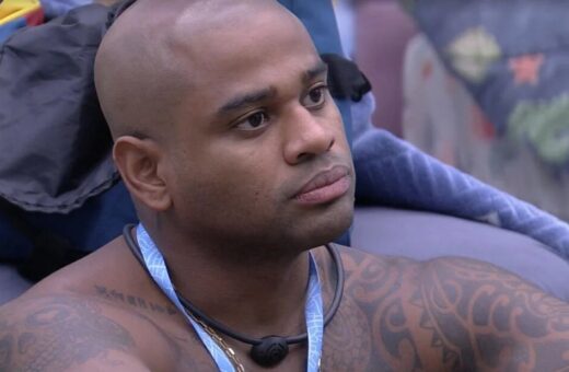 Cezar Black foi eliminado do BBB23 após receber 48,79% dos votos no Paredão contra Amanda e Aline Wirley - Foto: Reprodução/Globoplay