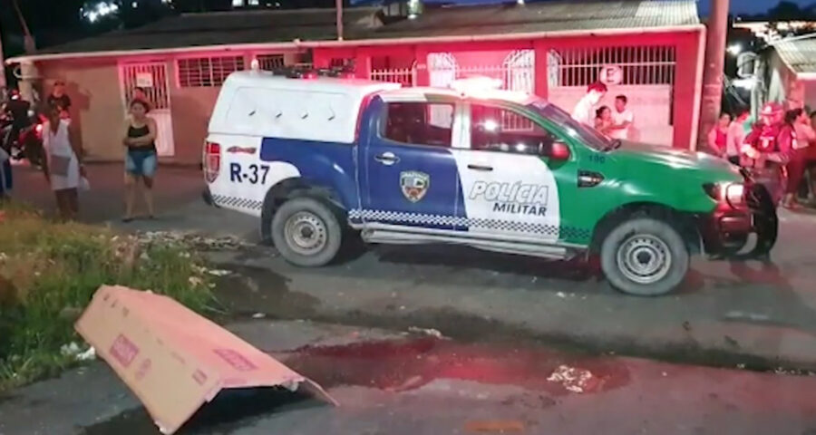 Corpo de homem com pés e mãos amarrados é jogado em rua de Manaus