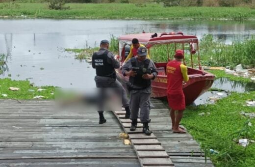 Corpo foi visto por pessoas que passavam pelo local - Foto: Reprodução/WhatsApp