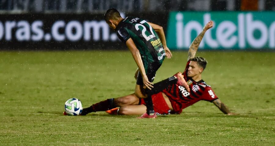 Flamengo não conseguiu superar o Maringá, fora de casa, na estreia da Copa do Brasil - Foto: Marcelo Cortes/CRF/divulgação