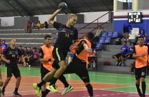 Competições de handebol seguem até domingo (9) - Foto: Mauro Neto/Faar