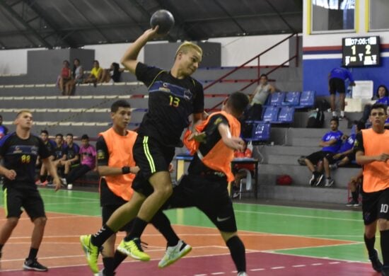 Competições de handebol seguem até domingo (9) - Foto: Mauro Neto/Faar