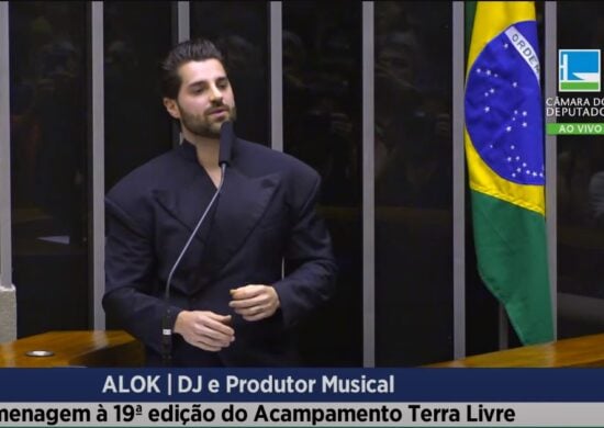 Alok participa de sessão plenária nesta segunda-feira (24), em Brasília - Foto: Reprodução/YouTube/Câmara dos Deputados