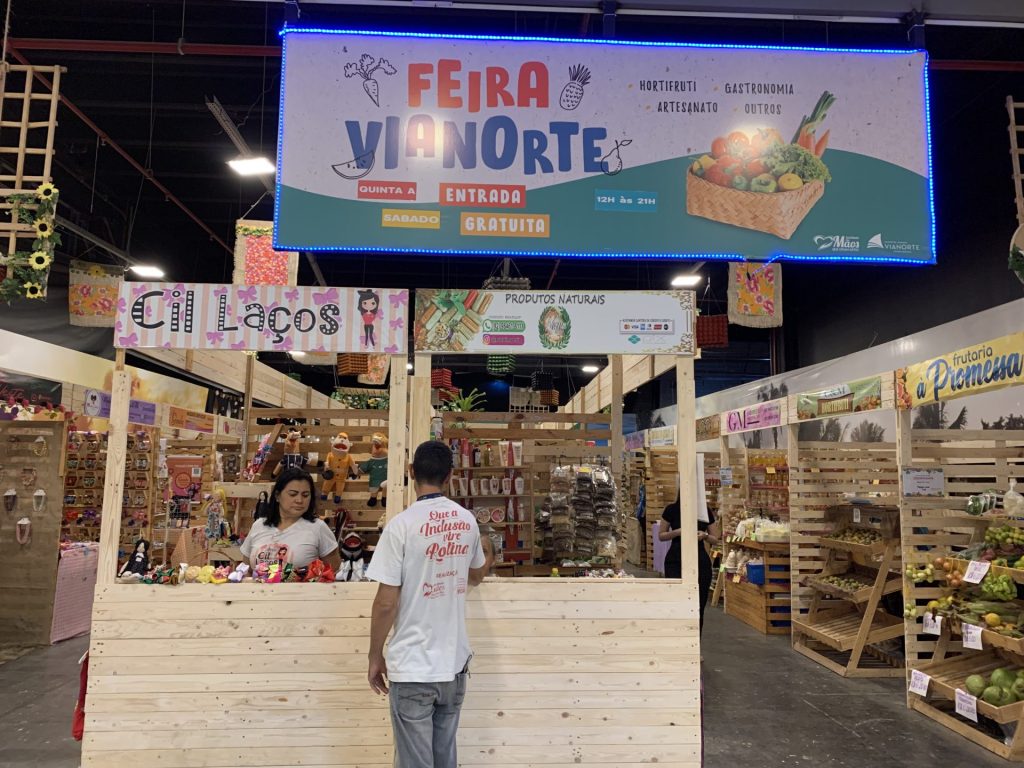 Feira-ViaNorte-mais-de-25-produtores-expõe-mercadoria-diariamente-em-Manaus