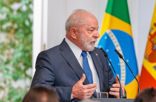 O governo do presidente Lula liberou R$ 1,7 bilhão em emendas parlamentares nessa terça-feira (30), dia que estava previsto para Câmara votar MP dos ministérios - Foto: Ricardo Stuckert/PR