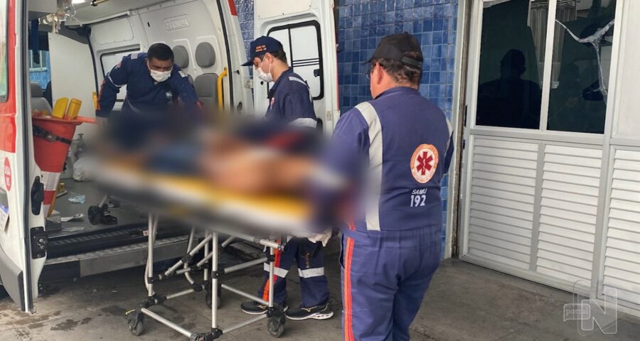 Moradores encontram homem morto e outro baleado na Zona Norte de Manaus