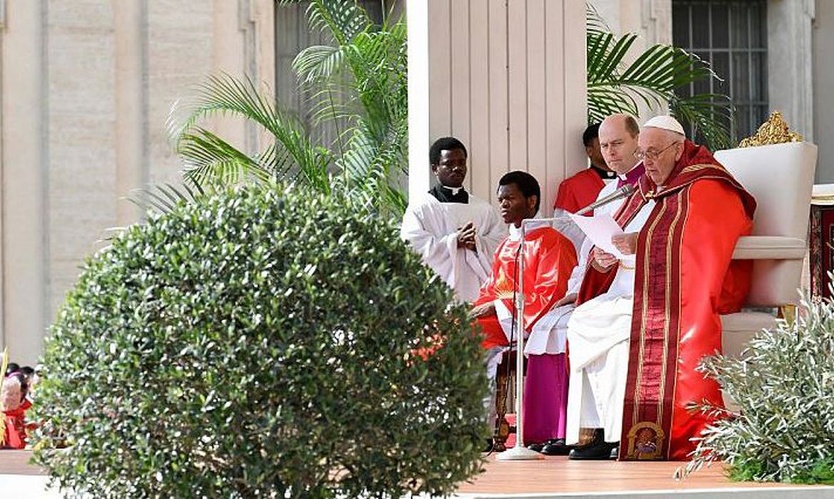 papa francisco celebra domingo de ramos