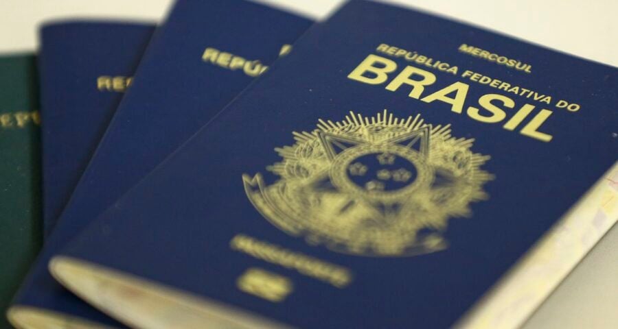 Agendamento para emissão do passaporte é feito no site da PF - Foto: Marcelo Camargo/Agência Brasil