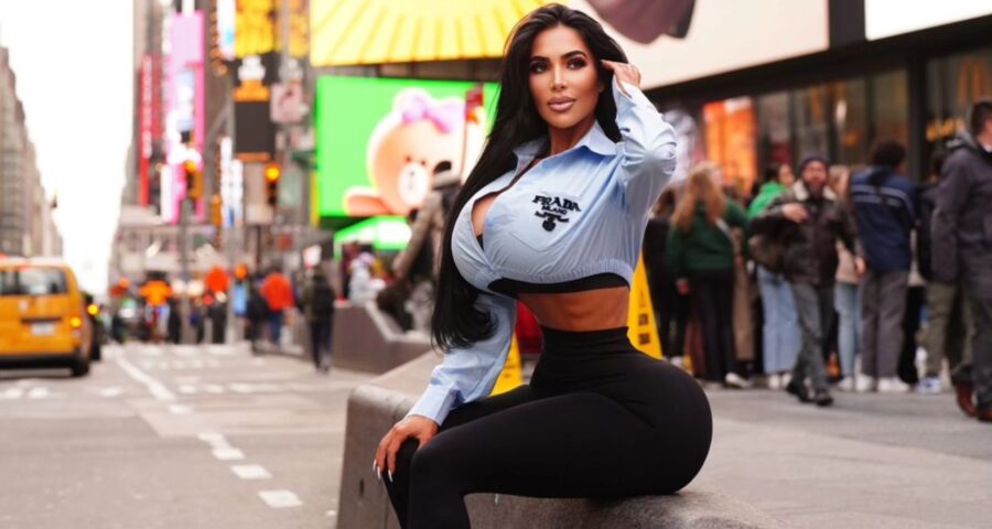 Christina Ashten Gourkani, a sósia de Kim Kardashian - Foto: Reprodução/Instagram @ashtens_empire