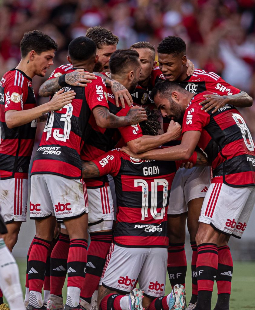 Vitória levantou o ânimo do elenco, depois de sequência de três derrotas e mudança de técnico - Foto: Marcelo Cortes/CRF/divulgação