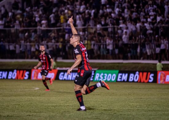 Ceará busca saída da zona de rebaixamento, e o Vitória está em direção à liderança da Série B - Foto: Reprodução/Instagram @ecvitoria