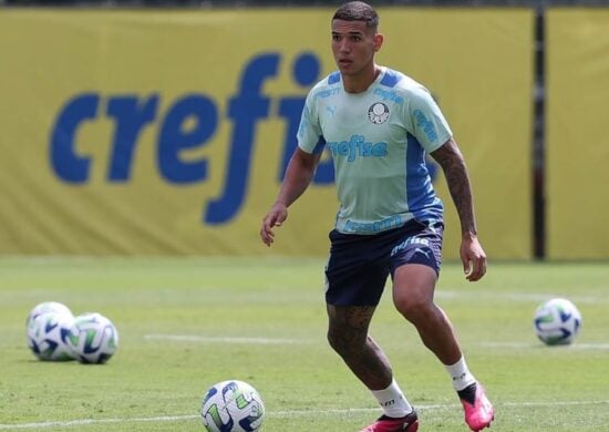 O jogador Naves, do Palmeiras, durante treinamento, na Academia de Futebol. Foto: Reprodução/Cesar Greco/Palmeiras/by Canon