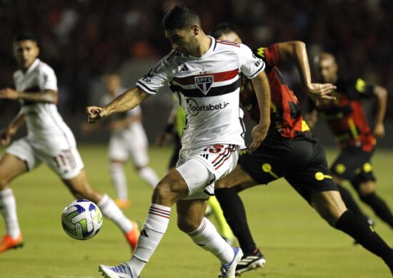 São Paulo vence o Sport na disputa pela ida das oitavas de final da Copa do Brasil - Foto: Reprodução/Rubens Chiri /saopaulofc.net