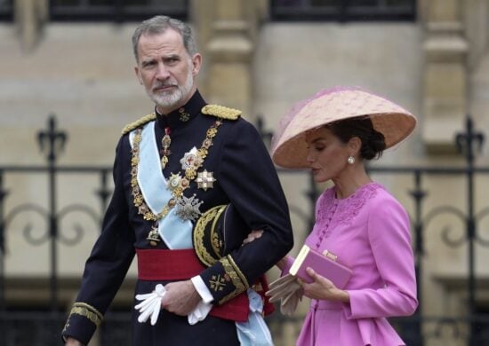 Kate Middleton homenageia Lady Di e Elizabeth em coroação do Rei Charles III - Foto:KIN CHEUNG/ASSOCIATED PRESS/ESTADÃO CONTEÚDO