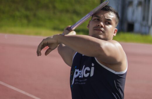 Atleta bateu recorde brasileiro de lançamento de dardo - Foto: Rudson Renan/Sedel