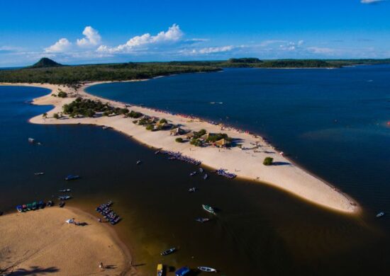 Belezas Naturais Praia de Alter do Chão é um pedaço do paraíso amazônico banhado pelas águas azuis do Tapajós, no Pará - Foto: Divulgação/ Agência Pará