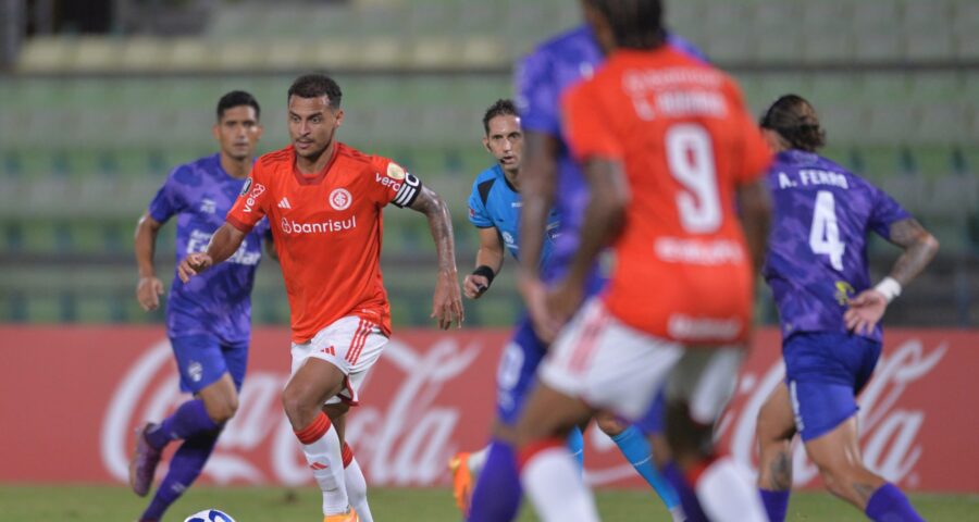 lan Patrick, do Internacional, na partida contra Metropolitanos, da Venezuela, válida pela 4ª rodada do Grupo B da Copa Libertadores 2023 - Foto: Max Peixoto/ Dia Esportivo/ Estadão Conteúdo