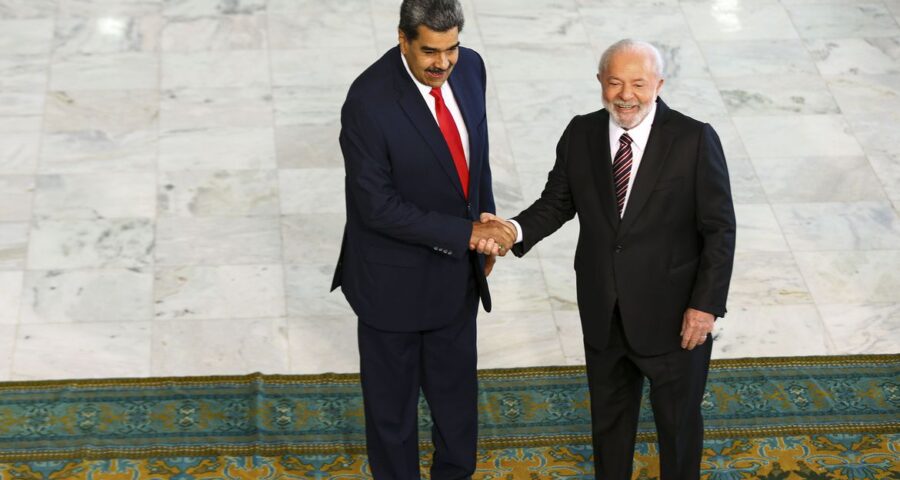 O presidente da Venezuela, Nicolás Maduro, se reuniu com o presidente Lula e disse que uma comissão vai analisar divida do país com o Brasil -Foto: Marcelo Camargo/Agência Brasil