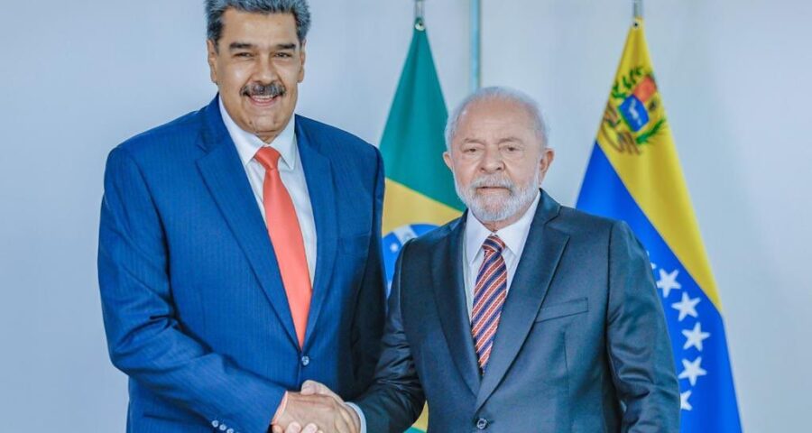 Lula quer voltar a negociar com Maduro