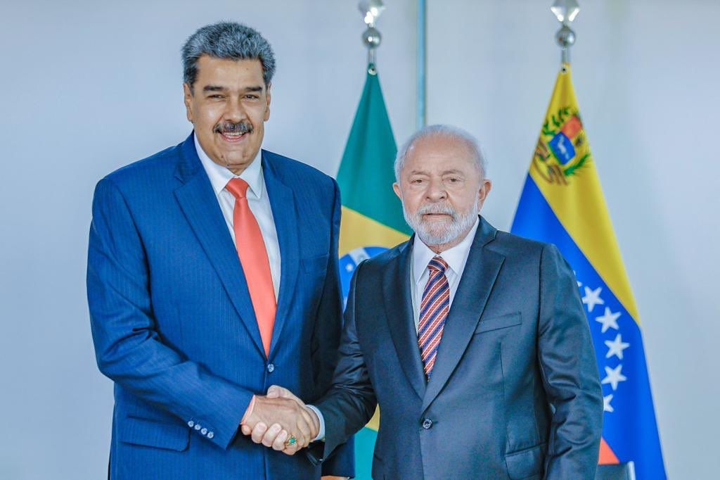 Lula quer voltar a negociar com Maduro