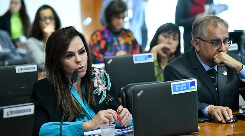 PL que prevê internet para escolas públicas pretende promover mais conexão - Foto: Geraldo Magela/Agência Senado