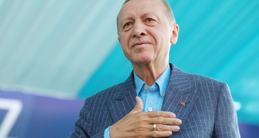 Recep Tayyip Erdogan foi eleito neste domingo (28) - Foto: Reprodução/Twitter@RTErdogan