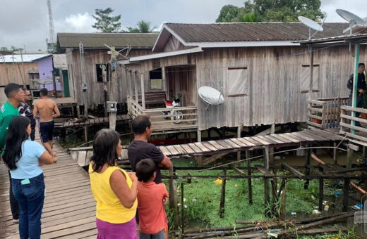 Adolescente suspeito do assassinato do pai é transferido para Manaus. Foto: Reprodução/ TV Norte Amazonas.