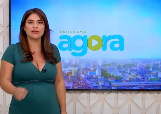 O Programa Agora é apresentado por Samira Benoliel - Foto: Reprodução/TV Norte Amazonas.