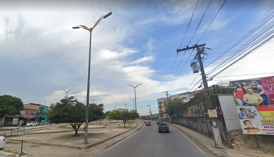 Idoso foi atropelado enquanto tentava atravessar avenida Cosme Ferreira - Foto: Reprodução/GoogleMaps