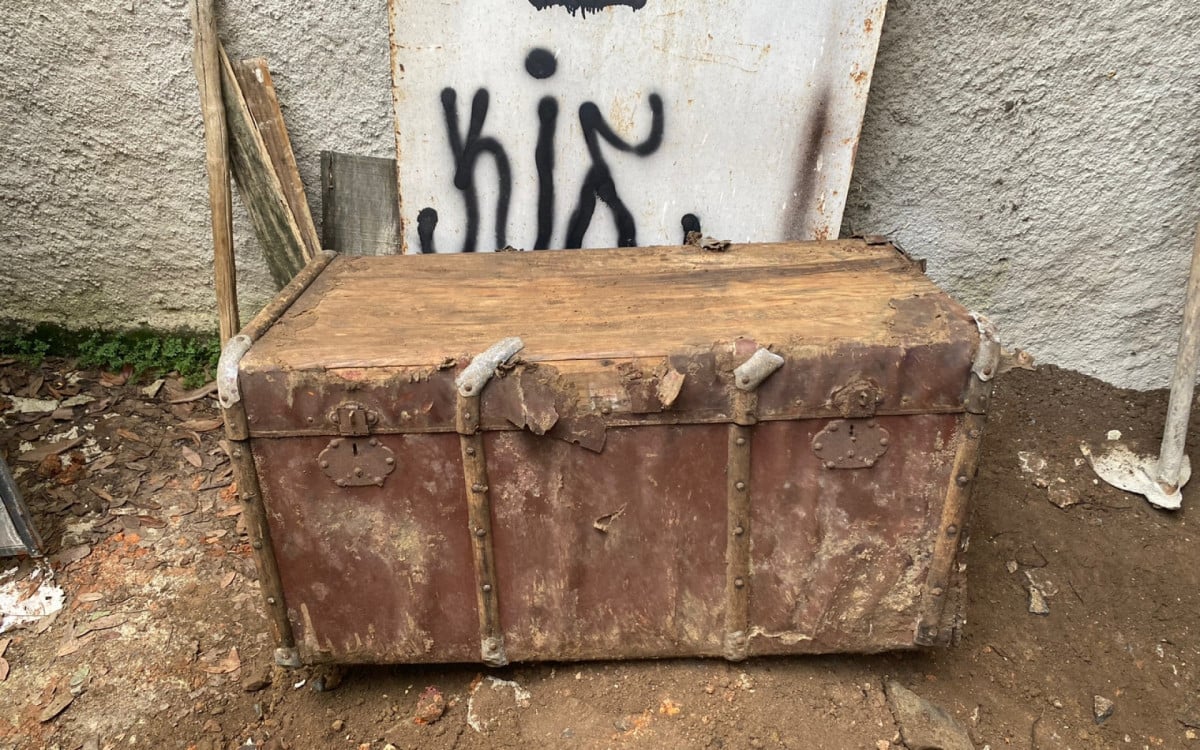 VÍDEO: Baú de madeira onde Jeff Machado foi encontrado pertencia a ele - Foto: Divulgação/PCERJ